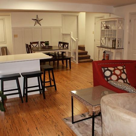 Shared Guest House With Private Rooms 애틀랜타 외부 사진