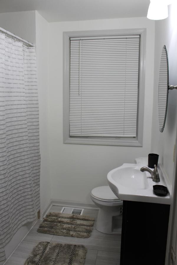 Shared Guest House With Private Rooms 애틀랜타 외부 사진