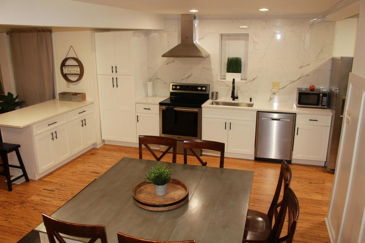Shared Guest House With Private Rooms 애틀랜타 외부 사진
